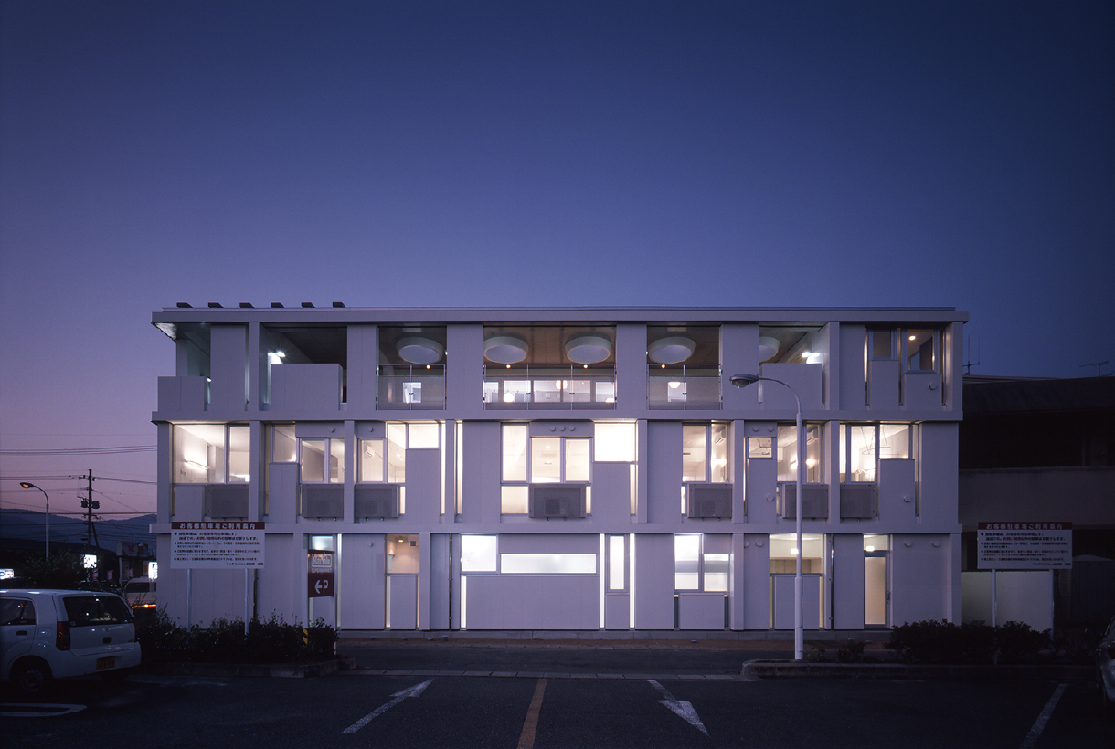 Universal Steel Wall